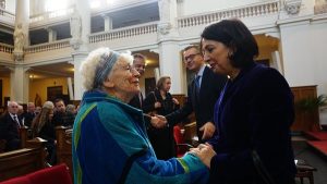 Freddie Oversteegen en Kadija Arib tijdens de Hannie Schaft herdenking 2016
