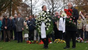 Kranslegging tijdens de Hannie Schaft Herdenking 2016 door onze Duitse vrienden van Gedenkstätten Gestapokeller