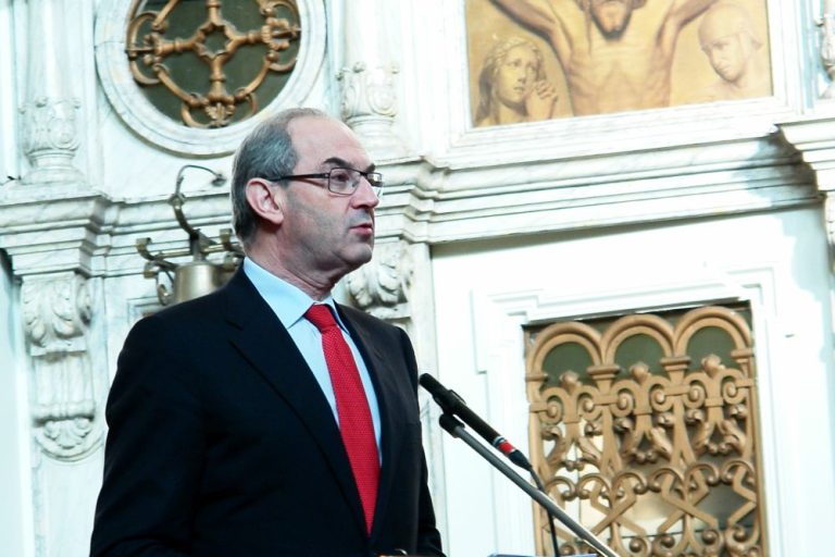 Lees meer over het artikel Job Cohen: Pas op met grote woorden