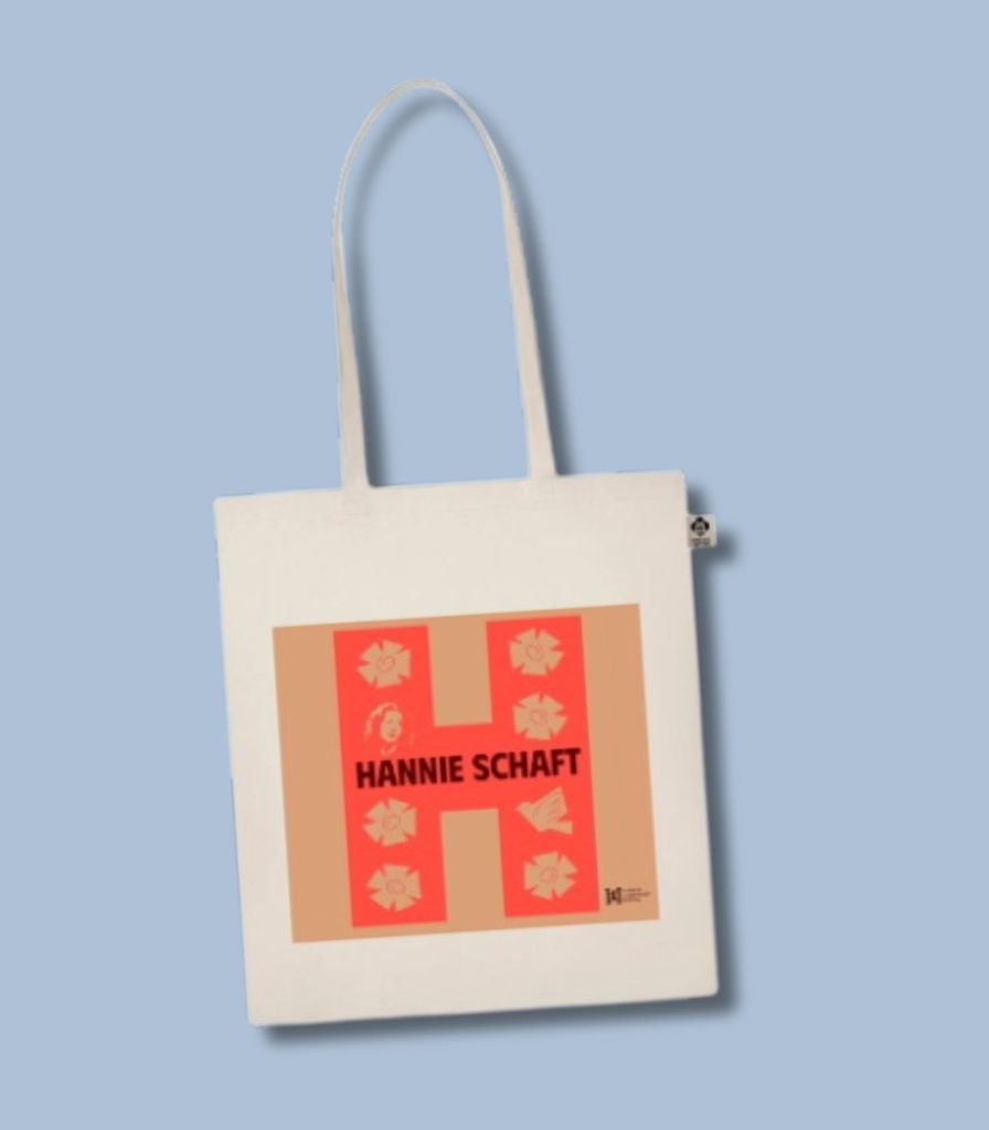 Voor vrijheid, gelijkwaardigheid en recht gaf zij alles. Draag Hannie’s moed met je mee, waar je ook gaat.