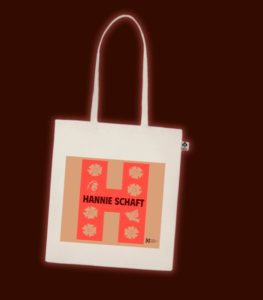 Voor vrijheid, gelijkwaardigheid en recht gaf zij alles. Draag Hannie’s moed met je mee, waar je ook gaat.